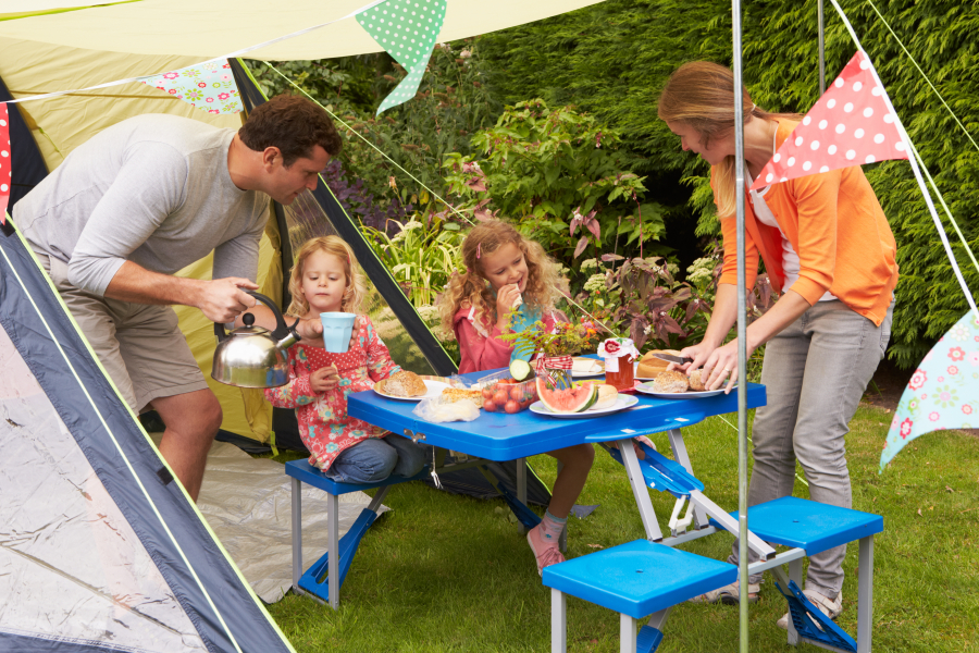 famille au camping costa brava